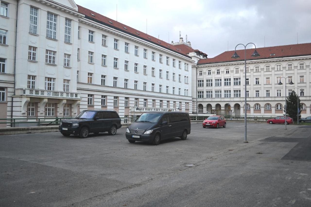 Hostel Masarykova Praga Exterior foto